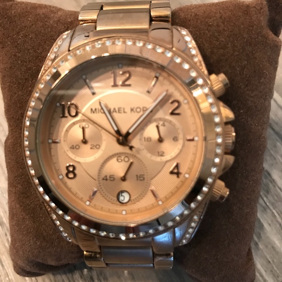 Michael Kors Rose Gold Watch | Embellished Bezel | Big Face - Picture 8 of 13